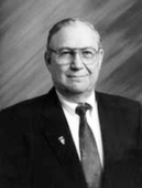 Luther W. Graef