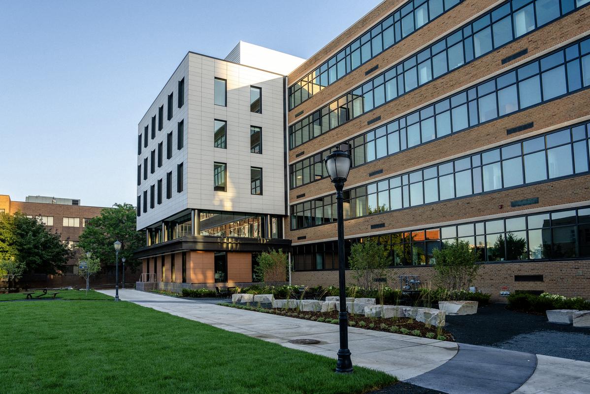 Straz Hall exterior image